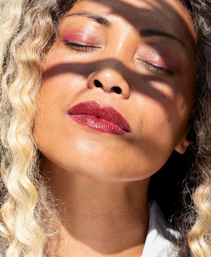 multi-use coco crayon by Ere Perez applied on skin for gentle rich colour  