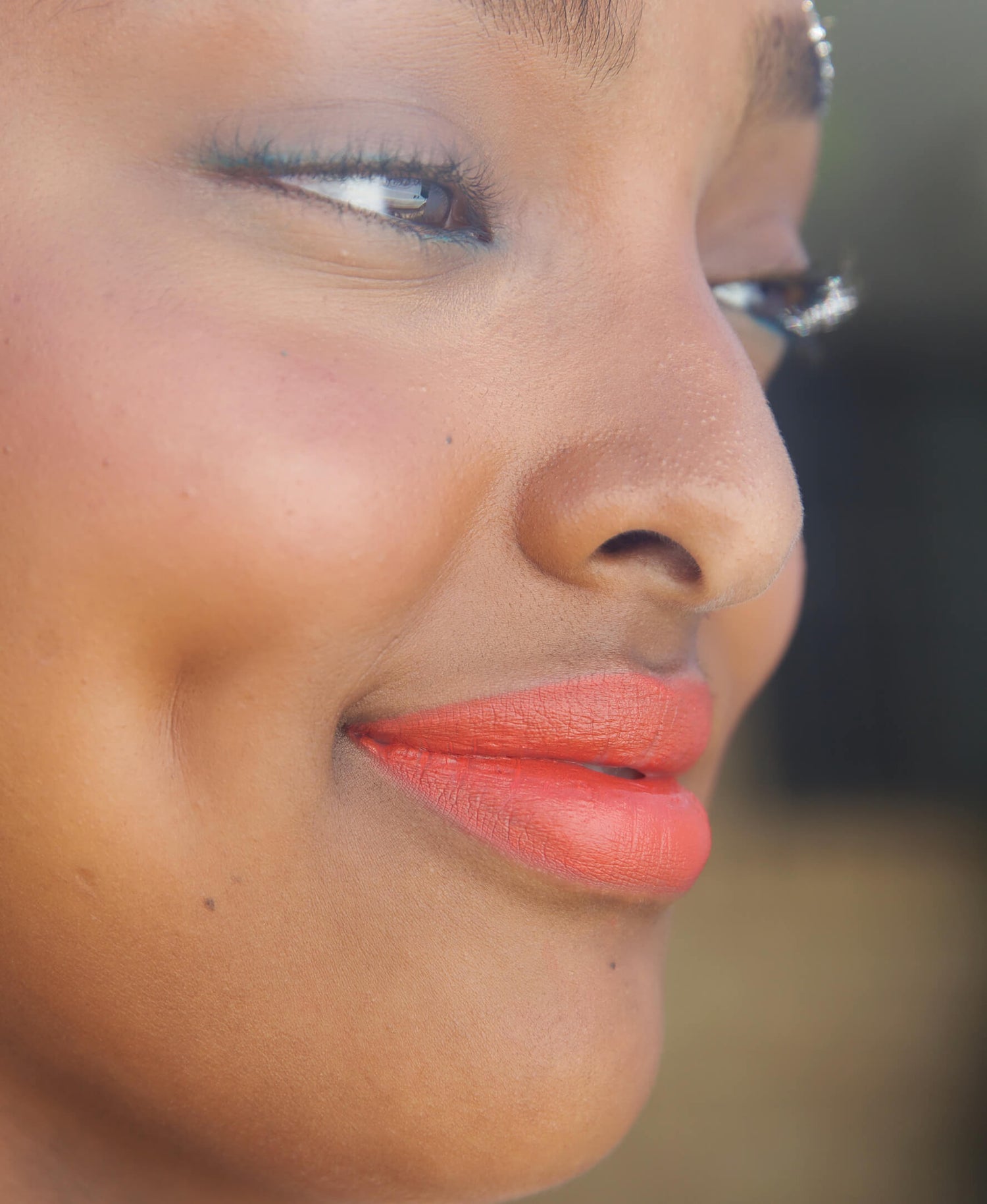 all-natural coco crayon by Ere Perez applied on face for rich colour 