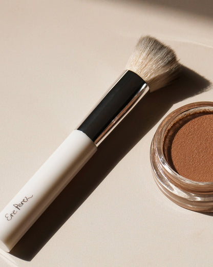 sustainable vegan multipurpose brush Ere Perez for no-drip application