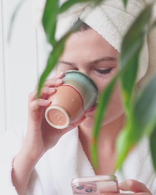 travel-friendly sustainable fan to refresh and dry by Ere Perez